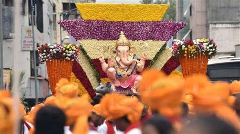 Ganesh Utsav 2023: टिळक पंचांगानुसार पुण्याच्या केसरीवाड्यात महिनाभर आधीच बाप्पाचं आगमन-kesri ...