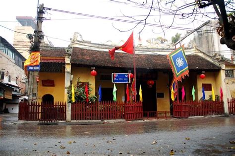 Sacred temples in Hanoi - News VietNamNet