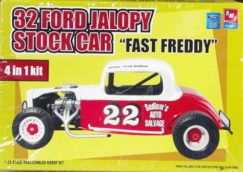 AMT 1932 Ford "Jalopy" - Stock or Street Rod - Spotlight Hobbies