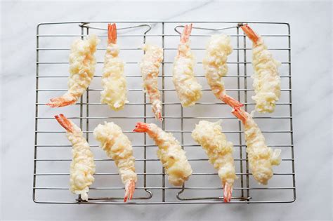 Easy Shrimp Tempura Recipe (Crispy Japanese Fried Shrimp)