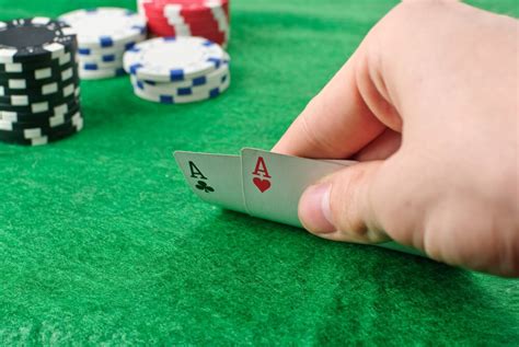 Poker Table Etiquette – Be Swift In Your Actions | Nzcasinogames.com