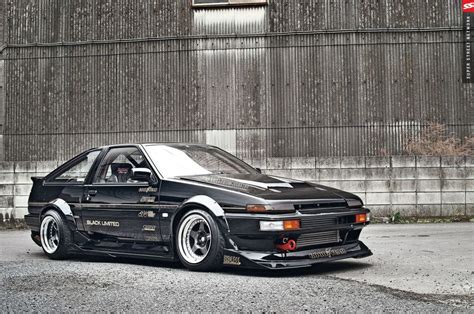 Toyota Sprinter Trueno AE86 For Sale. Low mileage. Good condition.