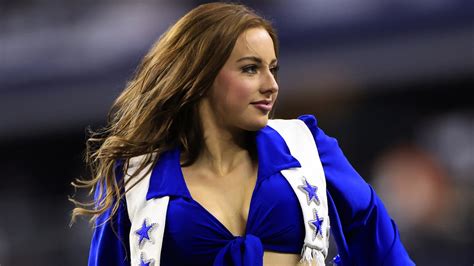 Cowboys Cheerleaders Throw Unsportsmanlike Penalty On Packers