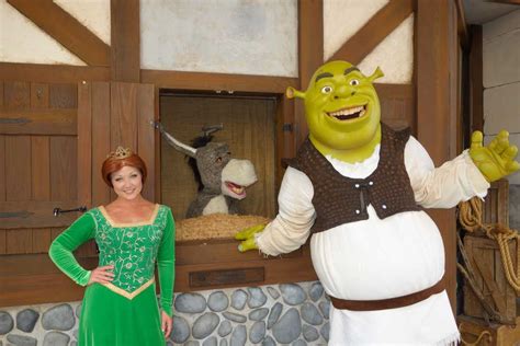 Universal Studios Orlando Shrek Donkey and Fiona Meet and Greet (3 ...