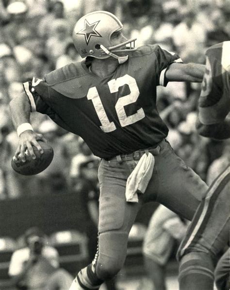 Roger Staubach Vintage NFL Poster Photograph by Gianfranco Weiss - Pixels