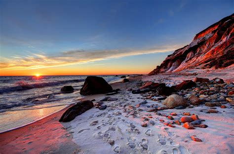 Best Beaches for Watching the Sunset in New England - New England Today