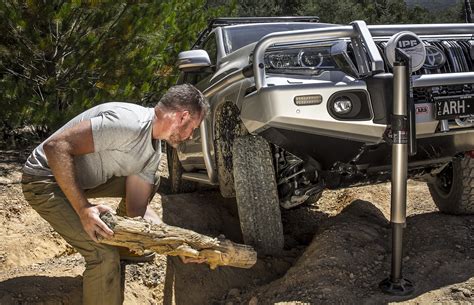 Meet JACK: ARB’s Safer, Easier High-Lift Solution | GearJunkie