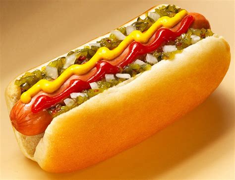 Hot dog with relish onion ketchup … – License Images – 12991405 StockFood