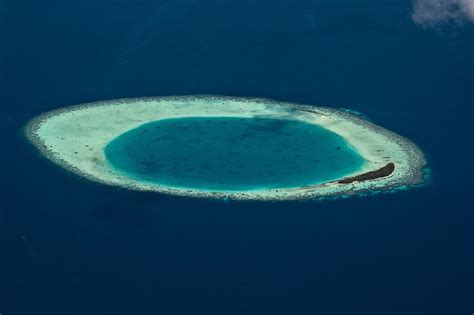 arial views of coral reefs | Aerial view of coral reef and atoll edge, Vaavu Atoll, Maldives on ...