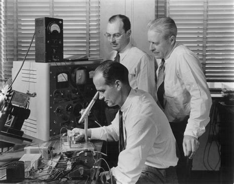 Dec. 23, 1947: Transistor Opens Door to Digital Future | WIRED