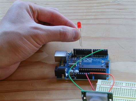 PIR Sensor Arduino Alarm | Make: