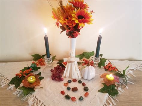 Flying the Hedge: Mabon Altar 2018