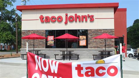 Taco John's fast food restaurant opens in Dover