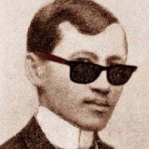 8 Mind-Boggling Myths About Jose Rizal - FilipiKnow