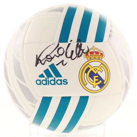 Ronaldo Signed Real Madrid Logo Soccer Ball (Beckett COA) | Pristine Auction