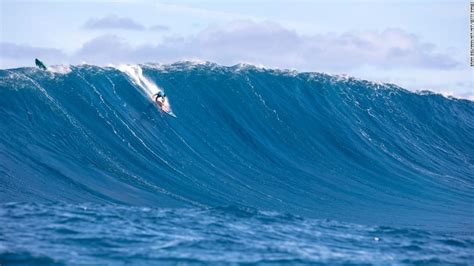 'Jaws': How a surfing break in Hawaii was named after the movie blockbuster - CNN