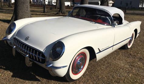 Blue Flame Survivor: 1954 Chevrolet Corvette | Barn Finds