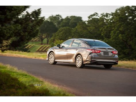 2019 Toyota Camry Hybrid: 54 Exterior Photos | U.S. News