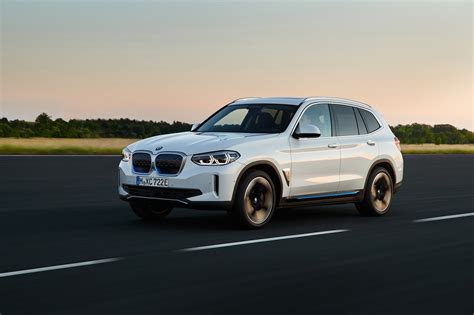 2021 BMW iX3 Goes Official with 2WD and a Range of 459 Km (285 Miles) - autoevolution