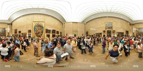 360° view of Mona Lisa, Louvre Museum - Alamy