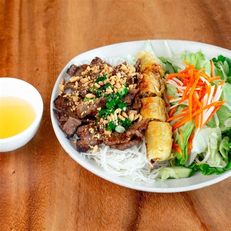 Spring Roll and Grilled Meat with Vermicelli - Bun Cha Gio Va (Ga Hoac Bo Hoac Thit Nuong ...