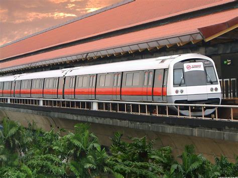 Kawasaki c751 eunos//A Singapore MRT train at Eunos station | Singapore hotels, Train, Rapid transit