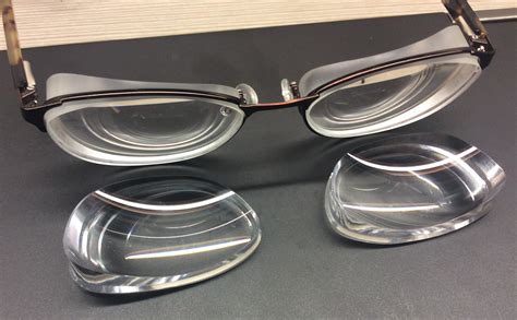 How do your glasses look and what prescription are they? - vision-and-spex.com