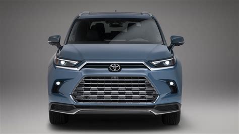 Toyota Grand Highlander expands hybrid crossover lineup