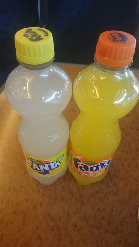 Old Fanta bottle has new cap, new bottle has old cap : r/mildlyinteresting