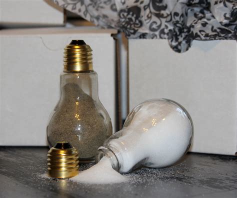 20+ Awesome DIY Ideas For Recycling Old Light Bulbs - Architecture & Design