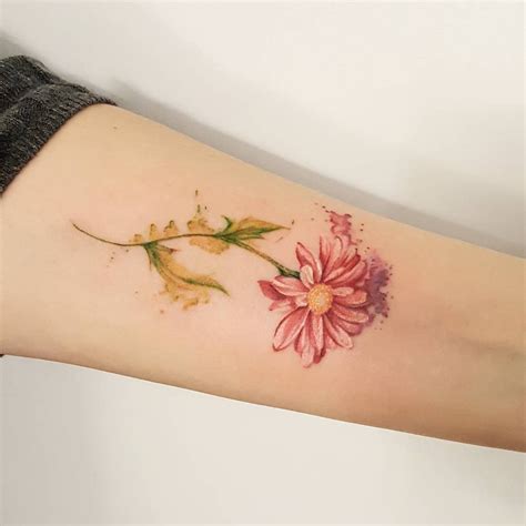 Flower on Forearm | Daisy flower tattoos, Daisy tattoo, Watercolor ...