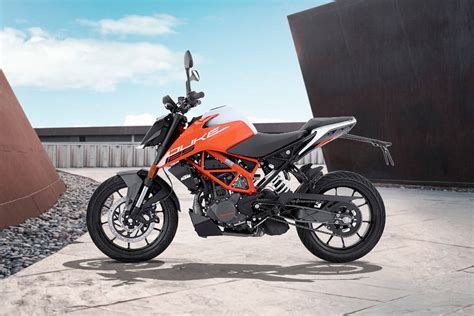 KTM 125 Duke Images, 125 Duke Photos & Videos, 360 view