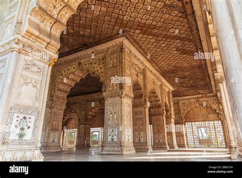 Khas Mahal in India, Red Fort of Delhi Stock Photo - Alamy