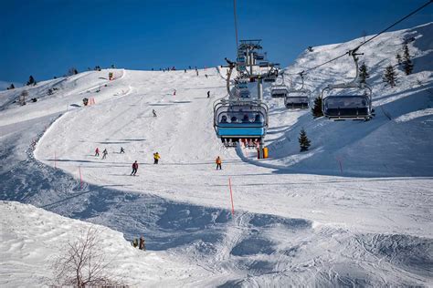 Ski Resorts Dolomites I Ski holidays & accommodation in Italy - Hotel Lory