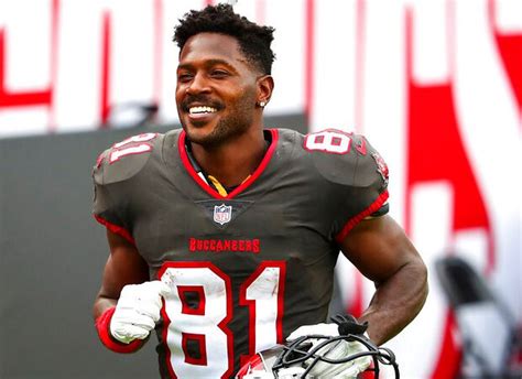 Super Bowl 2021: Buccaneers’ Antonio Brown (knee) ‘not worried’ about ...