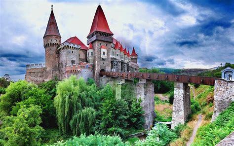 Hunedoara Castle - Desktop Wallpapers, Phone Wallpaper, PFP, Gifs, and More!