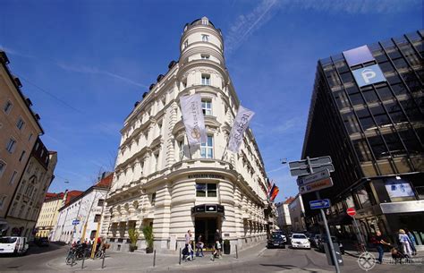 Munich: The 5 BEST hotels near Marienplatz [Tips from a local]