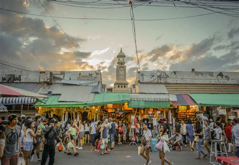 Chatuchak Market: Bangkok's Famous Weekend Market - Expique's Guide