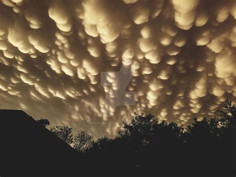 Mammatus clouds @ sunset color by sonicwhitefoxheart on DeviantArt