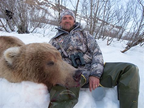 Alaska Brown Bear Hunting - Guided Bear Hunts on the Alaska Peninsula