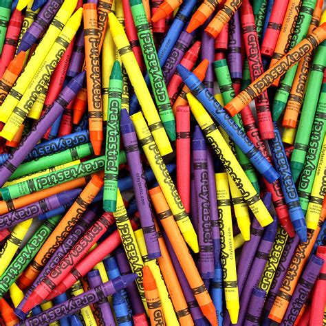 20+ Creative Crayon Art Projects And Crafts That Are Stunningly Beautiful - Pondic