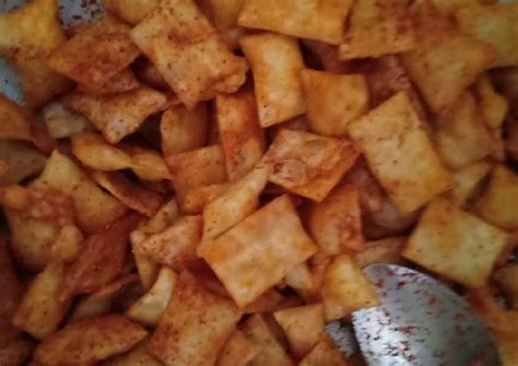 Resep Kulit pangsit goreng pedas oleh riyani widya - Cookpad