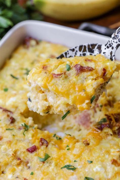 Easy Hashbrown Breakfast Casserole {+VIDEO} | Lil' Luna