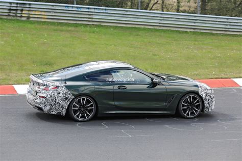 Facelifted 2023 BMW 8 Series Caught Testing With New Infotainment ...