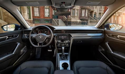 Features of the Volkswagen Passat Interior | Volkswagen of Marion