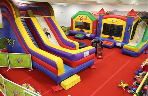 25 Inexpensive Indoor Bounce Houses for Kids - Home, Family, Style and ...