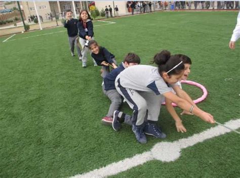 Rope Pulling Game - Soran International School