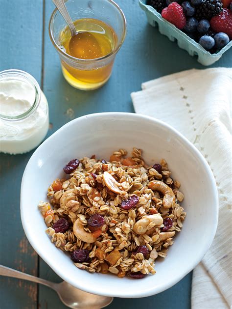 Granola with Greek Yogurt and Honey - Williams-Sonoma Taste