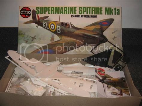 Airfix 1/24 Spitfire Mk1a - Battle of Britain 70th Anniversary Group Build - Britmodeller.com