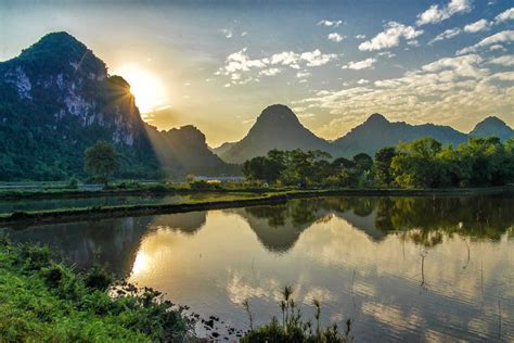 Hoa Lu – Tam Coc Tour Full Day - EHGTRAVEL